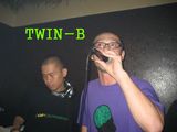 t_b