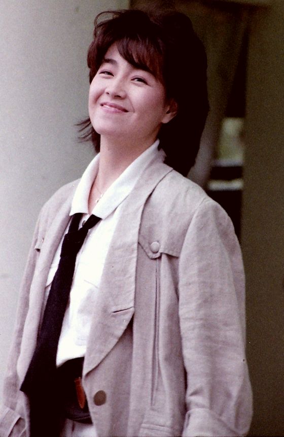 柏原芳恵g 写真まとめ 懐かしのセクシーアイドル 柏原芳恵 Naver まとめ