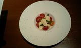 トマトとチーズの…