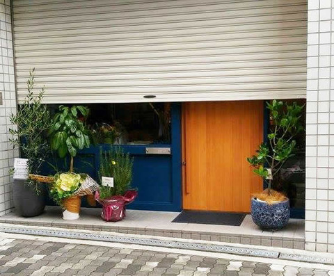 002
