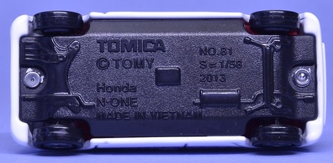 トミカ組み立て工場 ホンダN‐ONE (13)