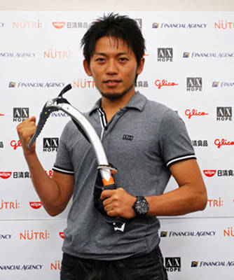 登山家・栗城史多さん死因 滑落による全身強打と訂正 : みんみん芸速(*・Ω・*)