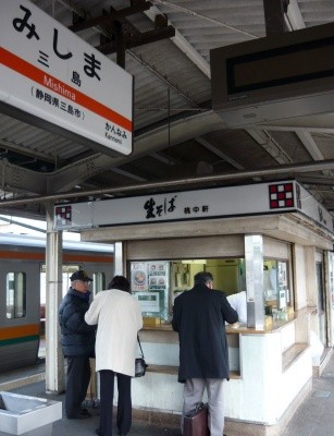 120122