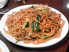 麗郷 渋谷店 ヤキソバ(900円)
