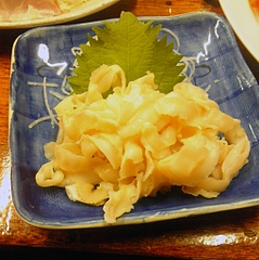 立ち飲み 富士屋本店@渋谷 貝ひも刺(250円)