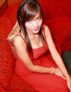 Nhung03-250x323