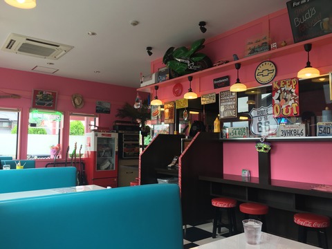 モンスターカフェ店内2