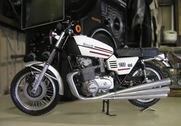 希少】ミニチャンプス 1/12 ベネリ 750 Sei 6気筒 (1975 ) 恐らく 市販