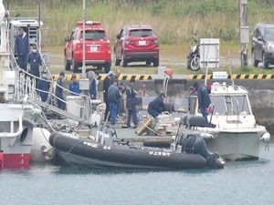 海保ボートに放火