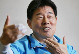 河本監督