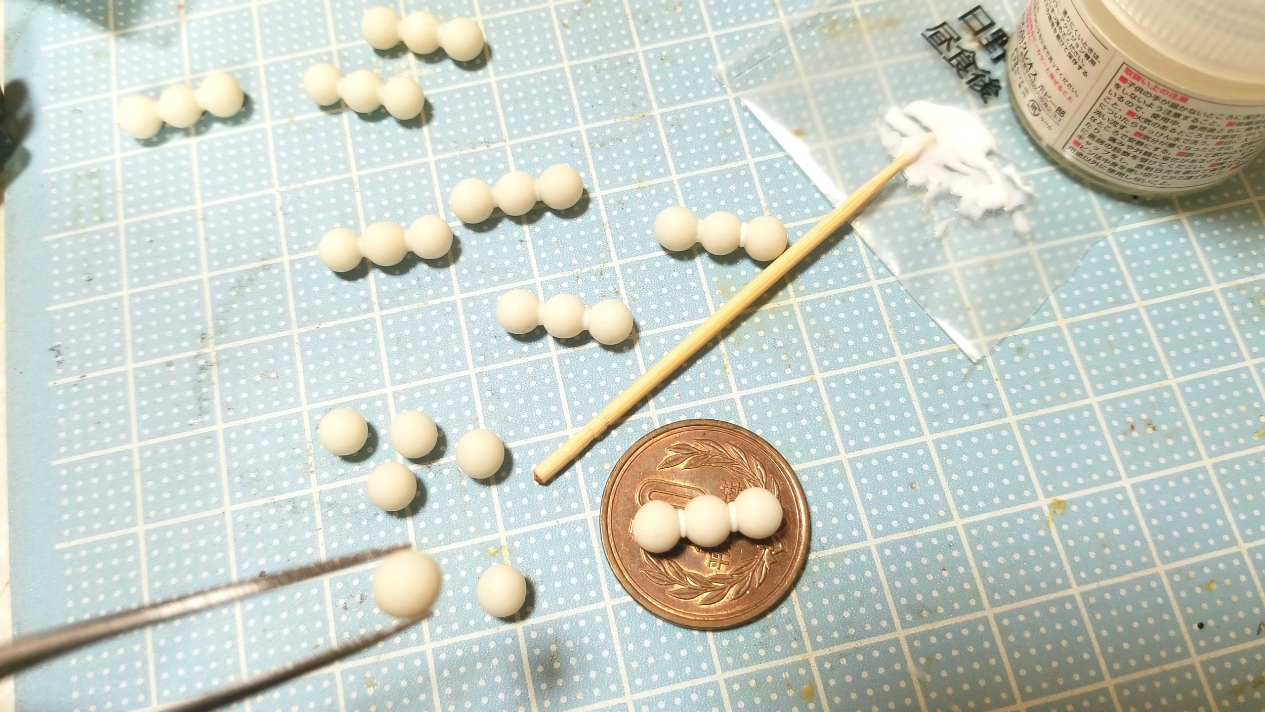 ミニチュア和菓子,みたらし団子の作り方,樹脂粘土,おすすめおもちゃ