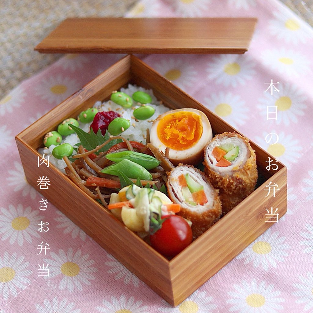 母親の愛情,手作り弁当,豪華で美味しそう,肉巻き,煮たまご,豆ご飯