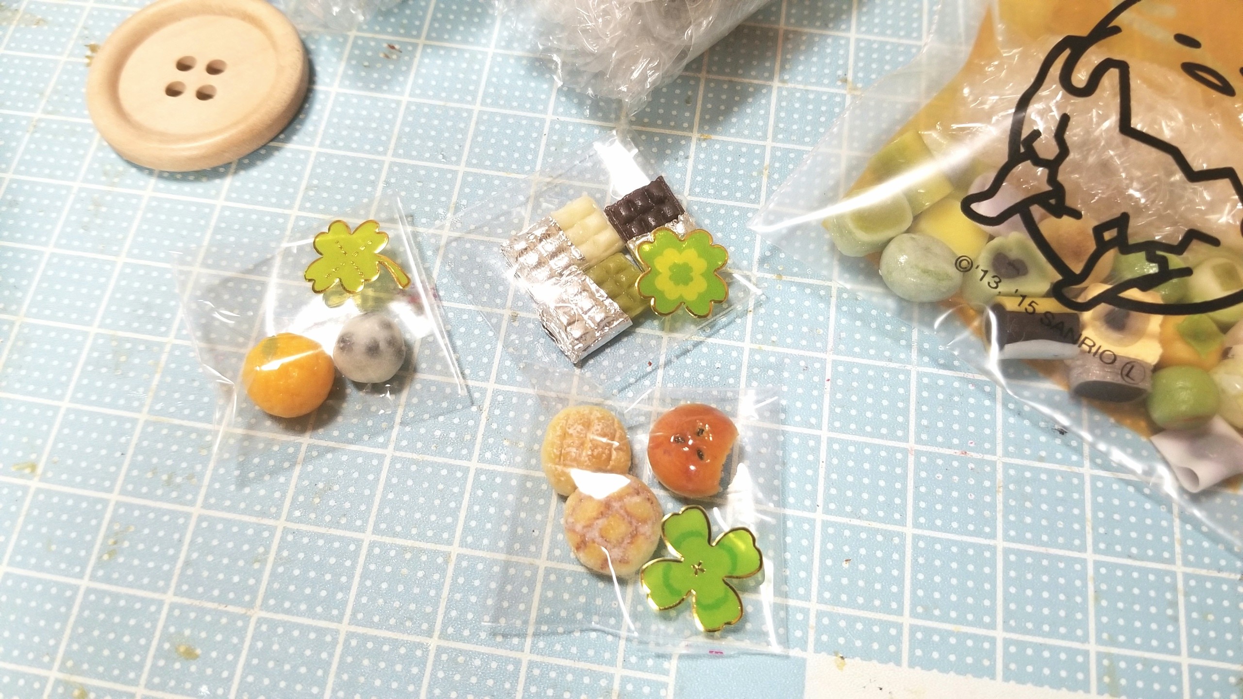 作業過程途中風景,ミニチュア,ハンドメイド,パーツ販売,ミンネ梱包
