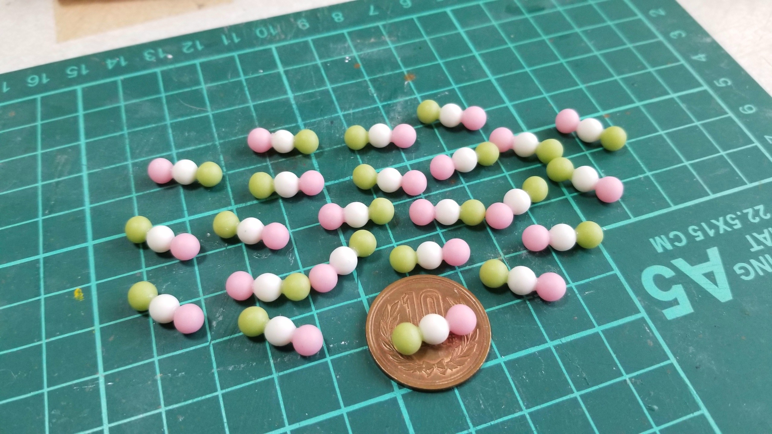 三色団子,和菓子,作り方,ミニチュア,樹脂粘土,ドールハウス,フェイク