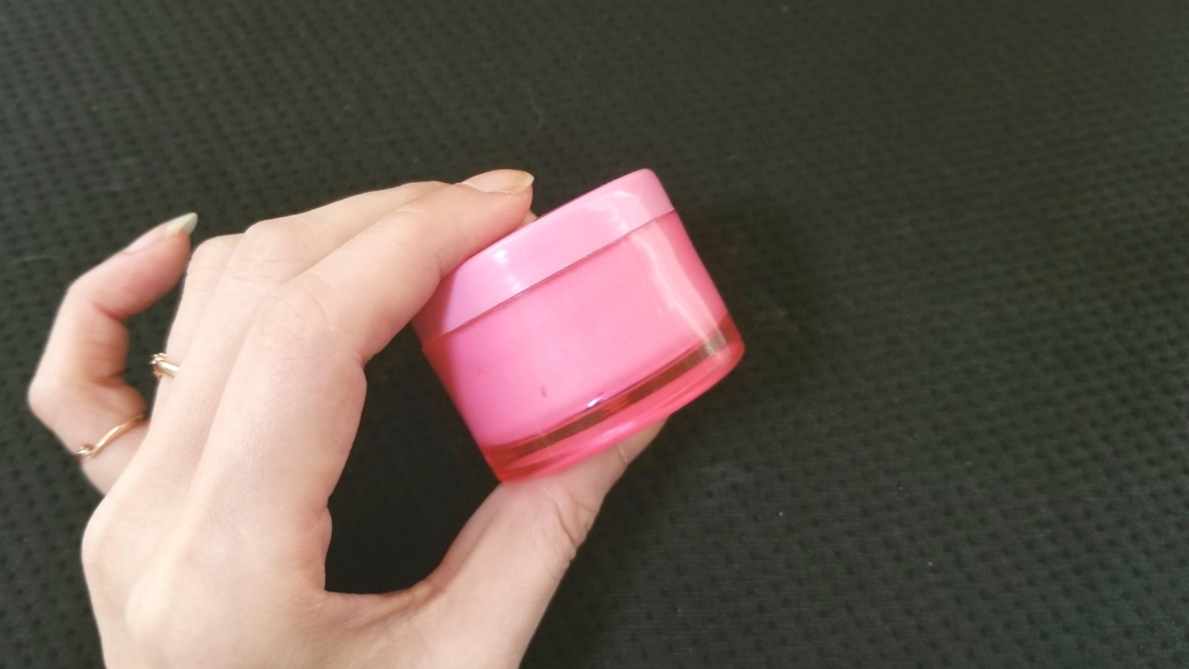 低放射線,ホルミシス効果治療クリーム,線維筋痛症,痛みを取る軽減