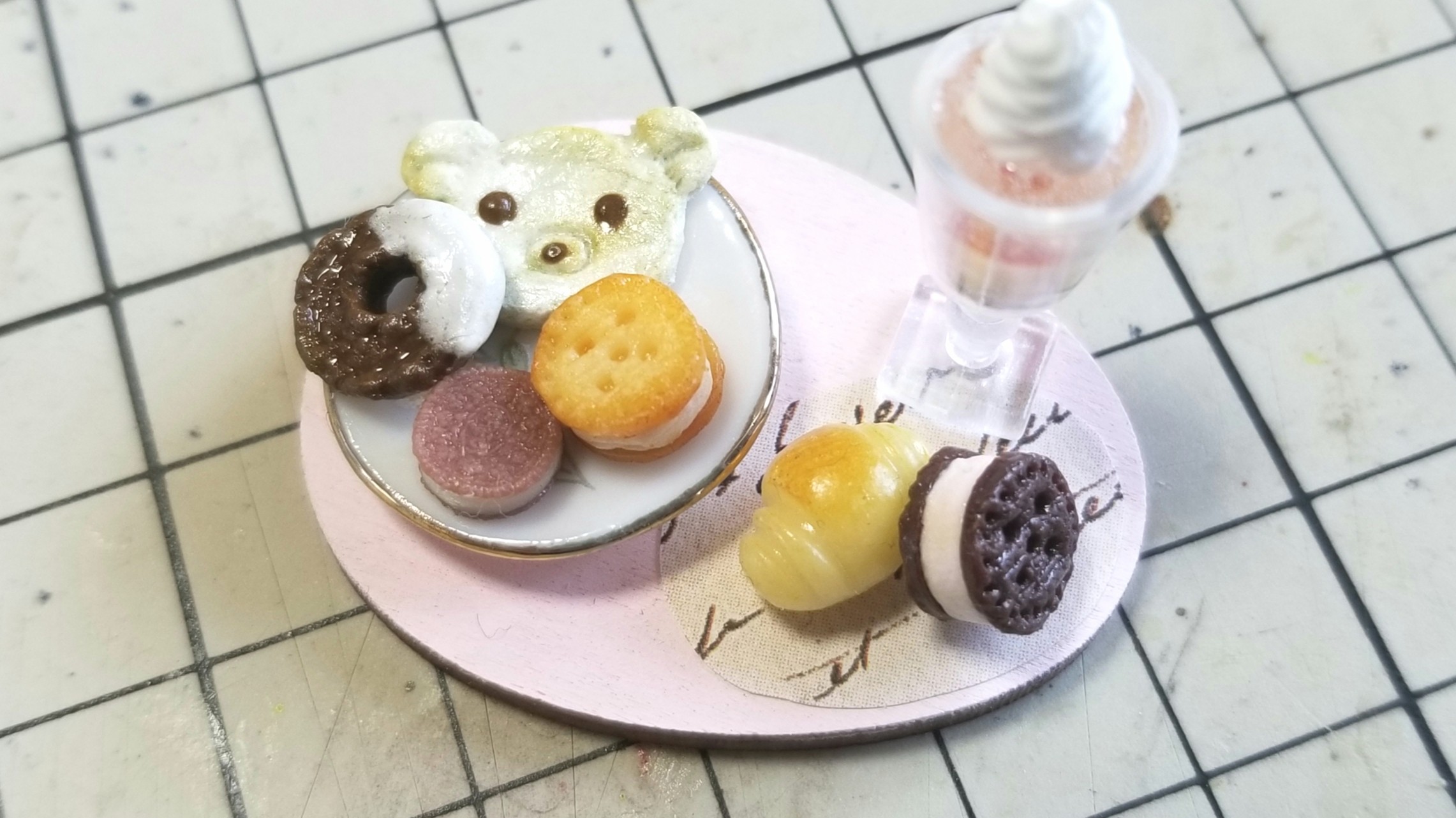 ミニチュア,スイーツ,パンドリンク飲み物,かわいい小物おいしそうな