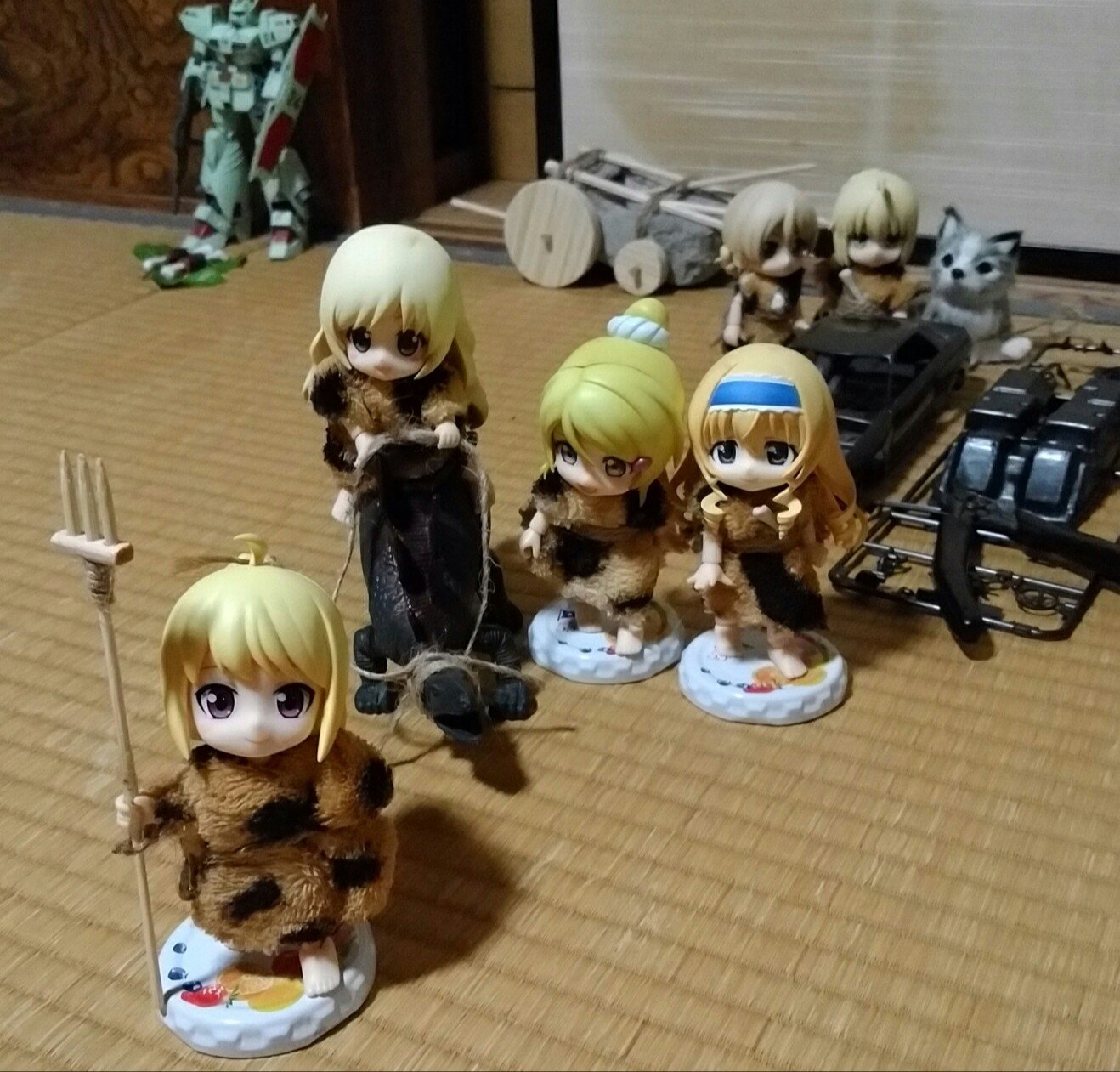 小さい原始人たちの日常生活,面白い愉快な,かわいいキューポッシュ