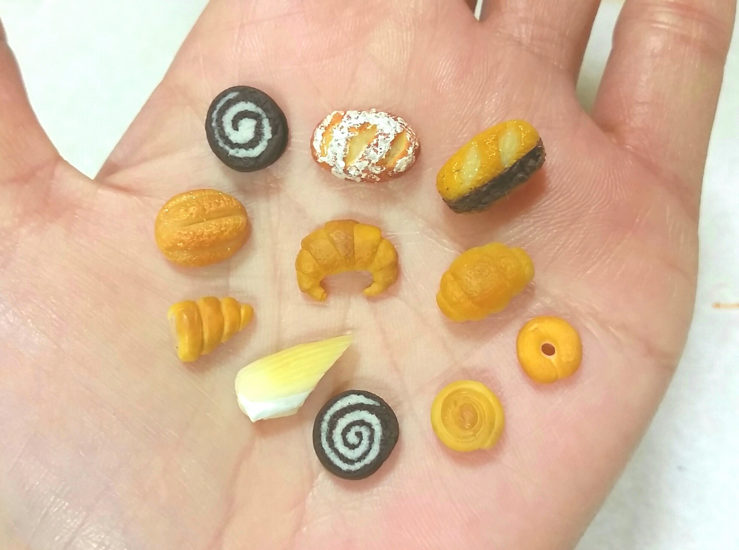 ミニチュアフード,過去作品,パン,ロールケーキ,下手,愛着,フェイク
