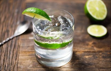 アルコール依存症,克服,性格変化,苦しみ,重度,量,飲み方ブログ,事例