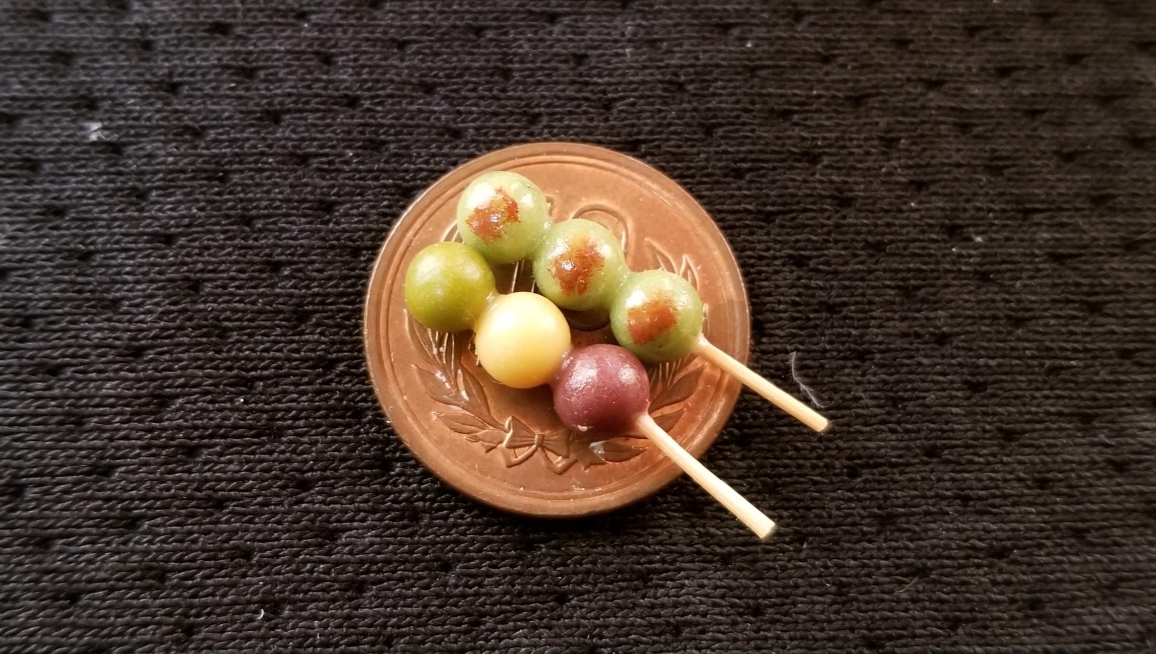 ミニチュアフードの作り方,和菓子だんご,ポイント,初心者,樹脂粘土