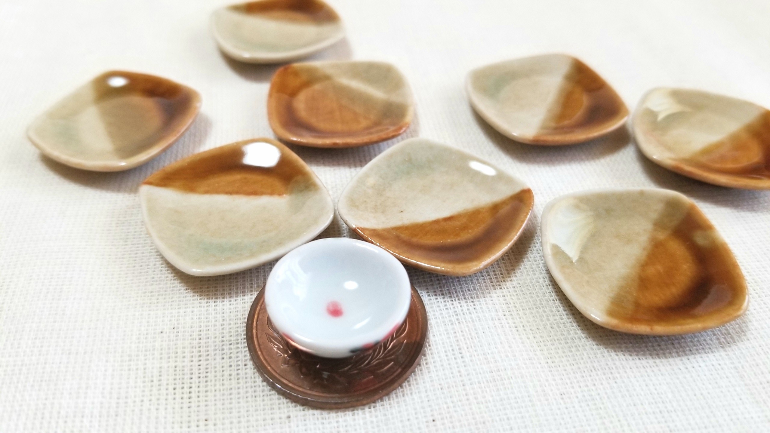 ミニチュア陶器の和食器,お皿,小物,雑貨,おもちゃ,おすすめブログ
