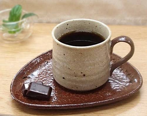 アンチエイジング,若返り,おしゃれなコーヒーカップ,自律神経,シミ