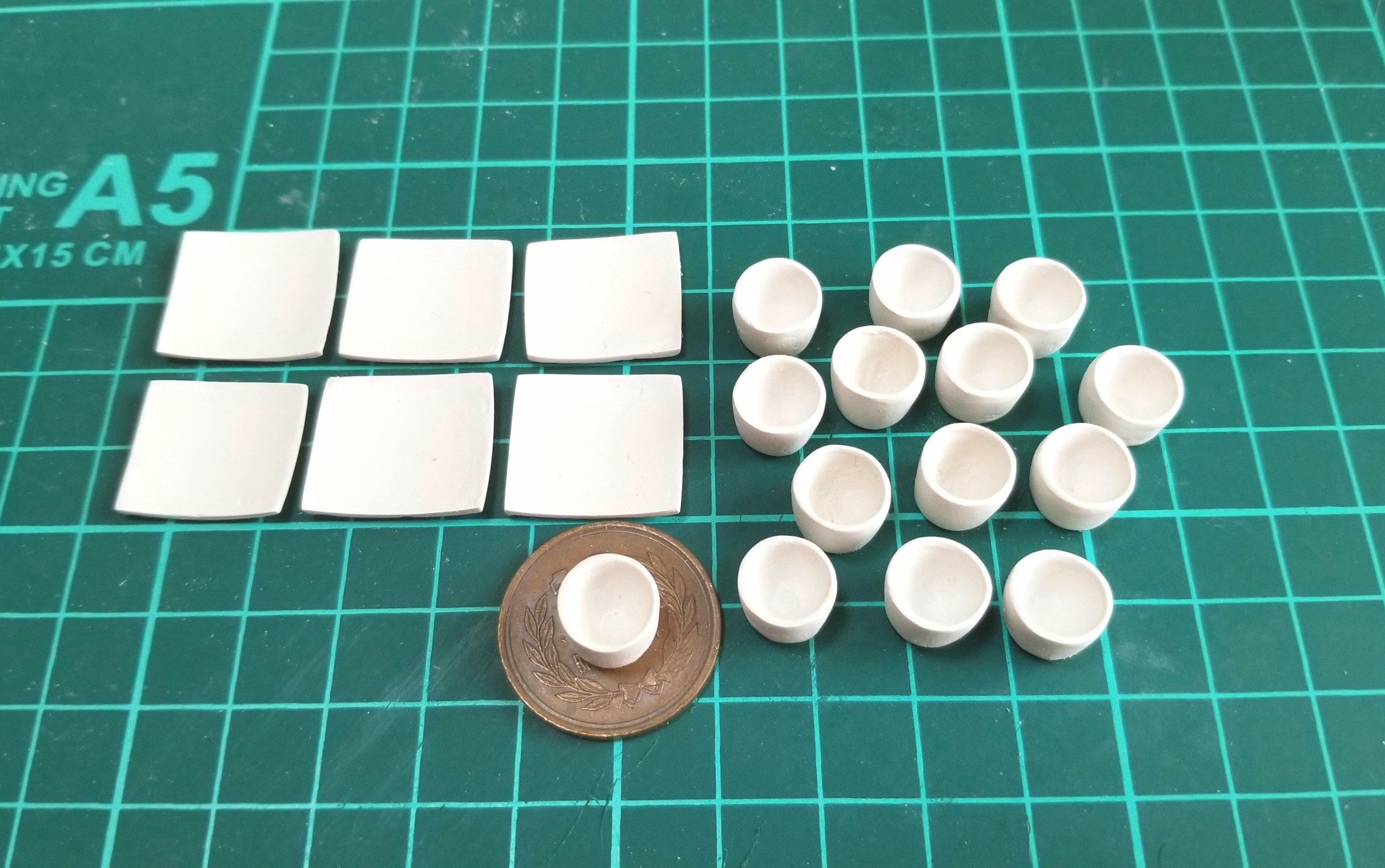 ミニチュア,作業風景,製作途中,過程,お皿,食器の作り方,湯呑み