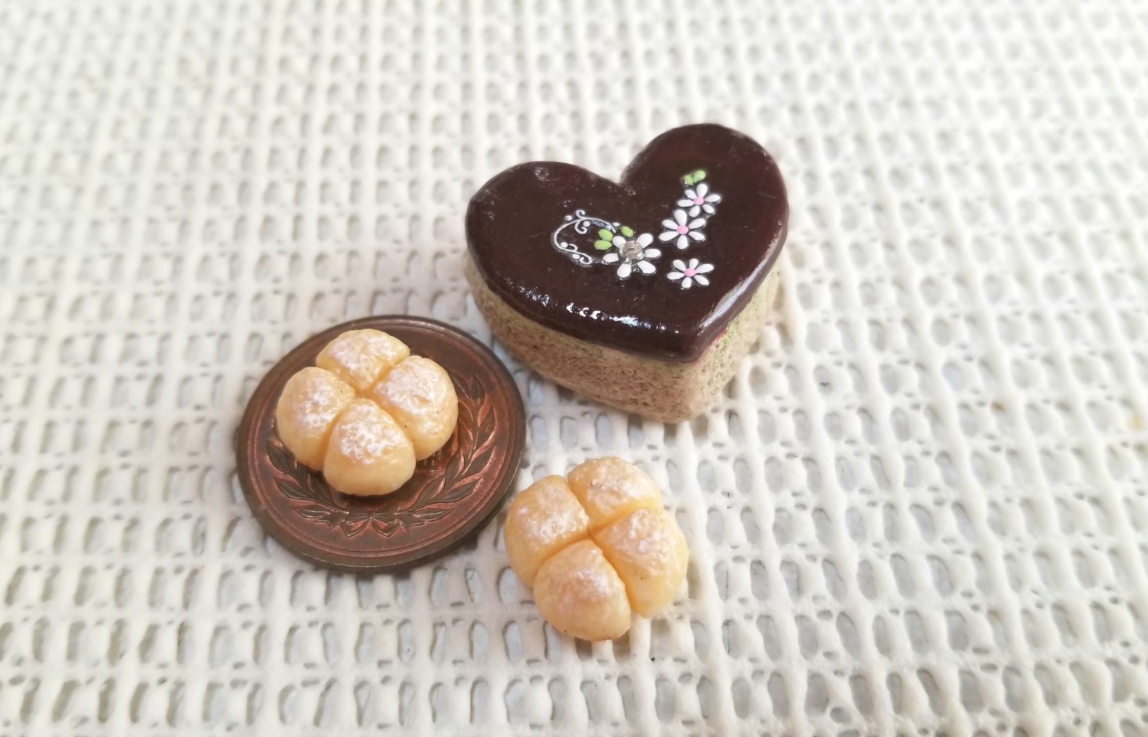 ミニチュア,ちぎりパン,ハートのチョコレートケーキ,樹脂粘土