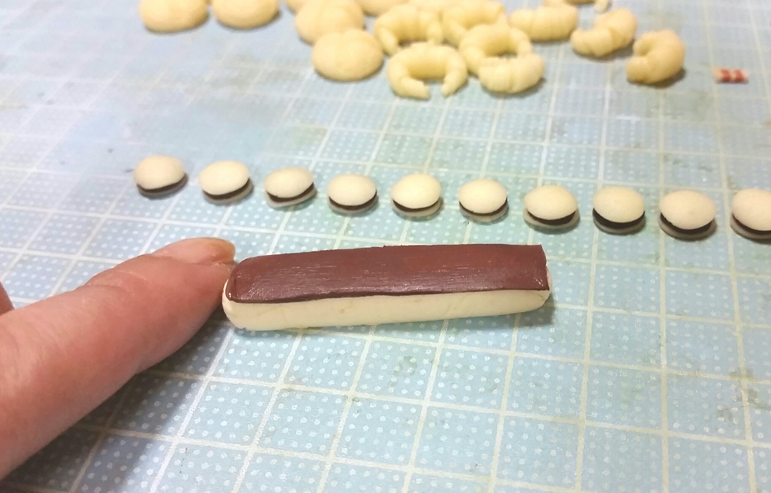 ミニチュアフード製作,手作り和菓子,おいしいカステラ,樹脂粘土