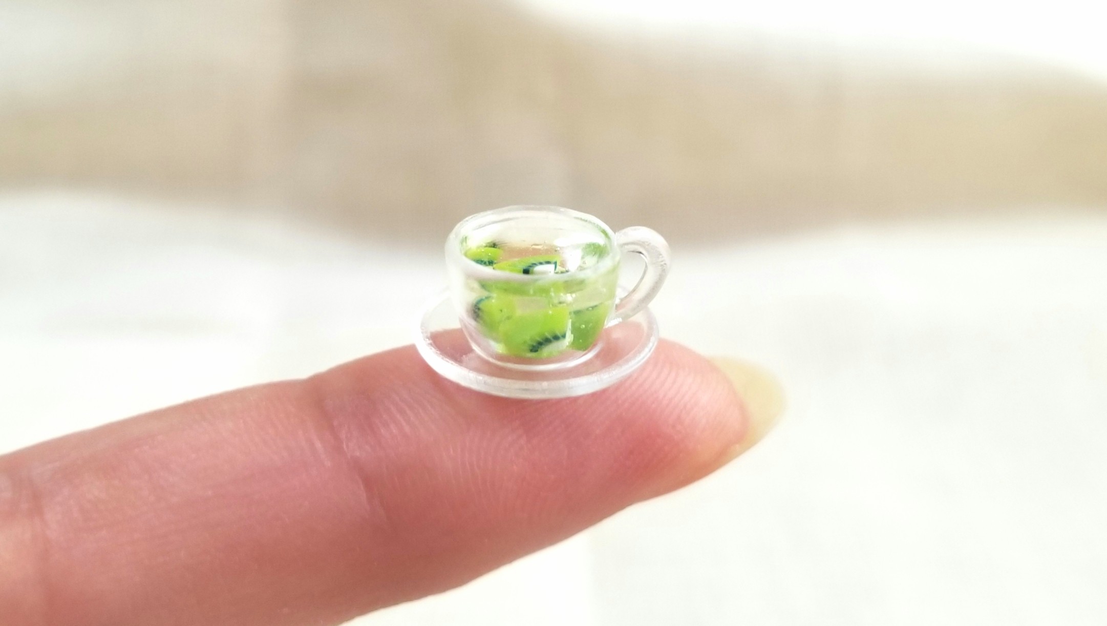 ミニチュア紅茶,キウイアイスティー,フルーツ,レジン,キューポッシュ