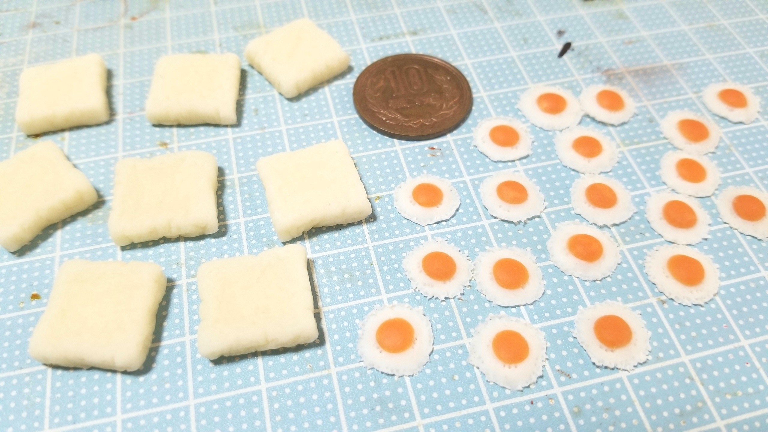 ミニチュアフード,樹脂粘土,目玉焼きとトーストパンの作り方,手作り