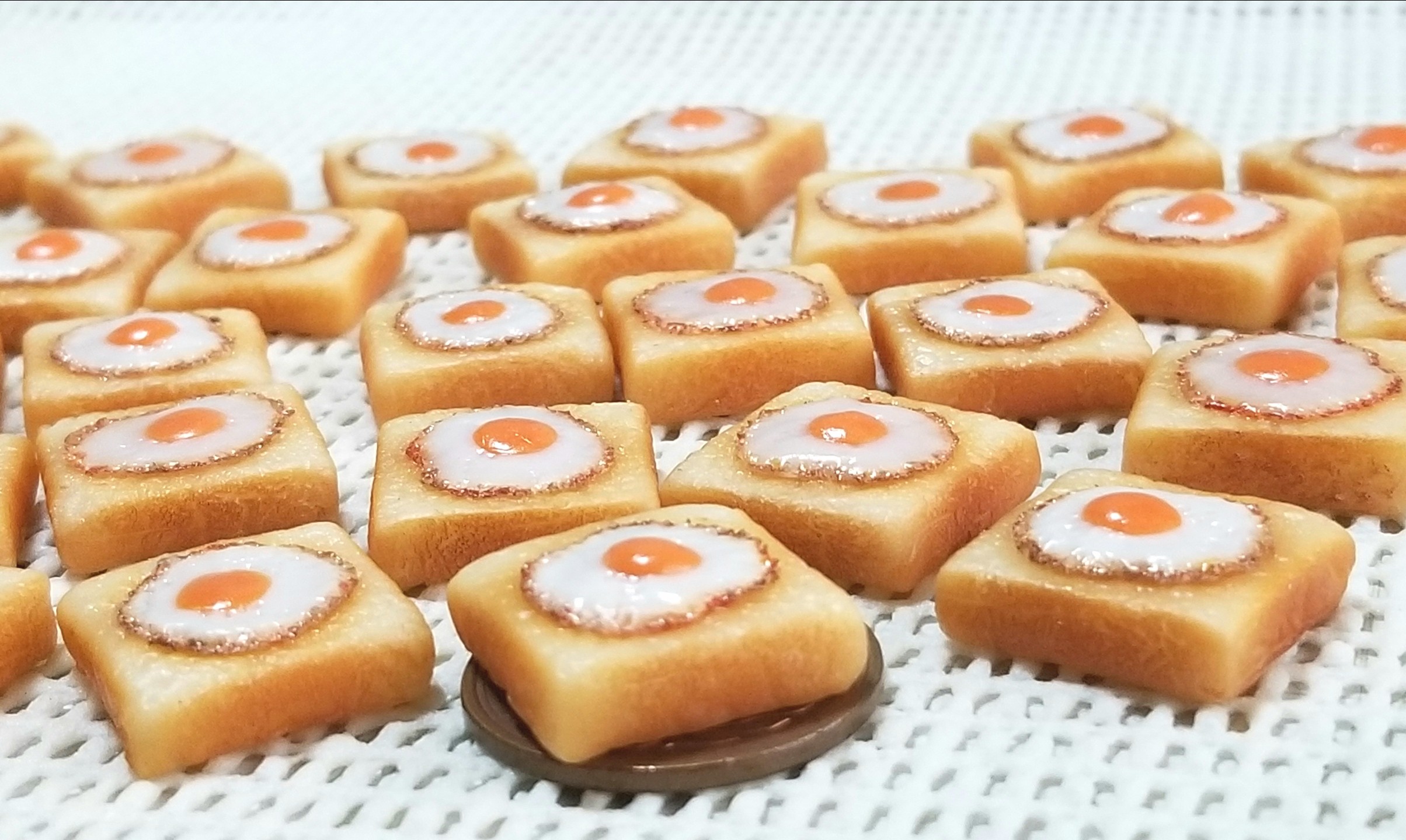 ミニチュア,目玉焼き,食パン,ジブリ映画,ラピュタパン,食品サンプル