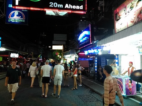 リビングドールショーケース