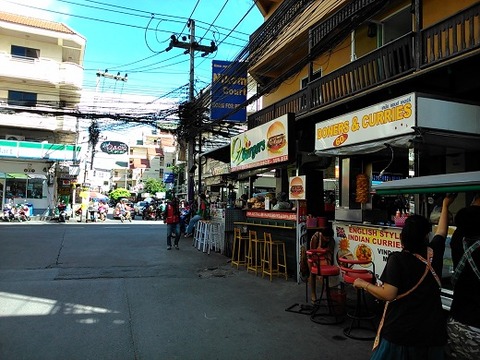 ニコムコート前の屋台