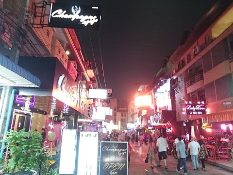 シャンペーン付近