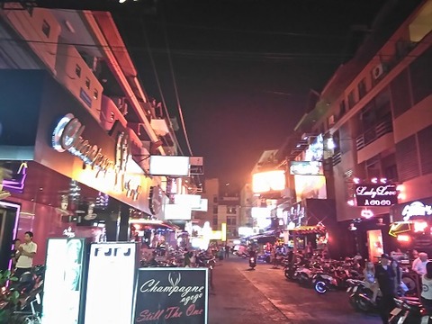 シャンペーン付近