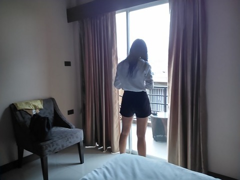 センセーションズの嬢