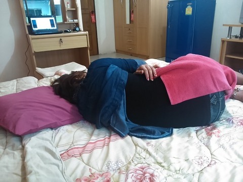 寝てしまったバービア嬢