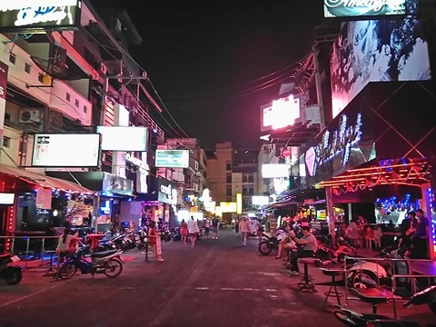 ソイLKメトロ（ソイダイアナイン側）