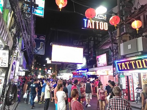 リビングドールショーケース付近