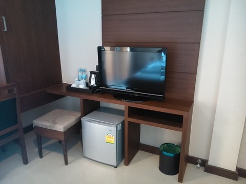 液晶テレビと冷蔵庫