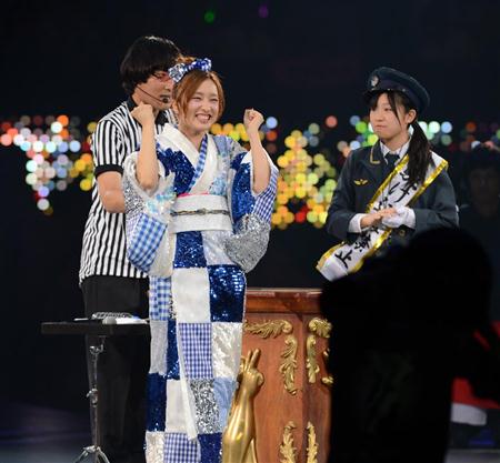 akb12091819200008-p9