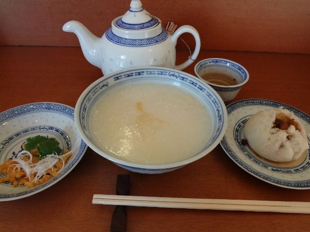 モーニング放浪記（10）朝粥セット＠杏杏 諏訪山工房 : 日本観光ミシュラン