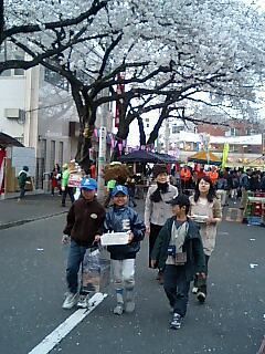2006sakuramaturi2.jpg