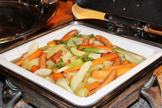 めひびとあおさと冬野菜のポトフ