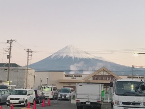 ABF70CB6-0D33-4EE4-99D9-1DF1AC6ED338