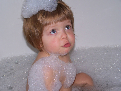 bubble-bath-1436003-640x480