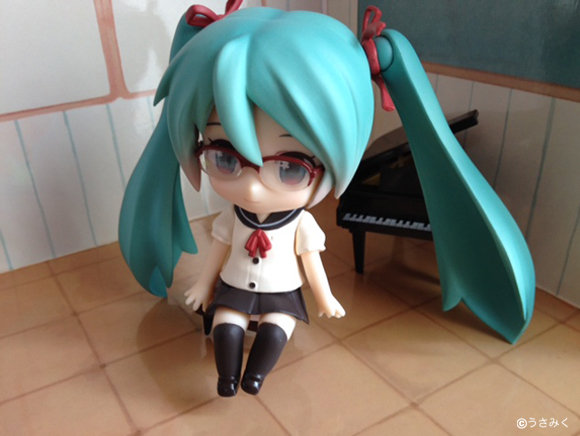u4