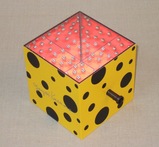 草間彌生 ArtBook フィギュア付き　Box 草間彌生 ArtBook フィギュア付き Box 草間彌生 ArtBook