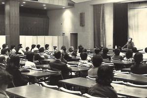 1977_11_6_08